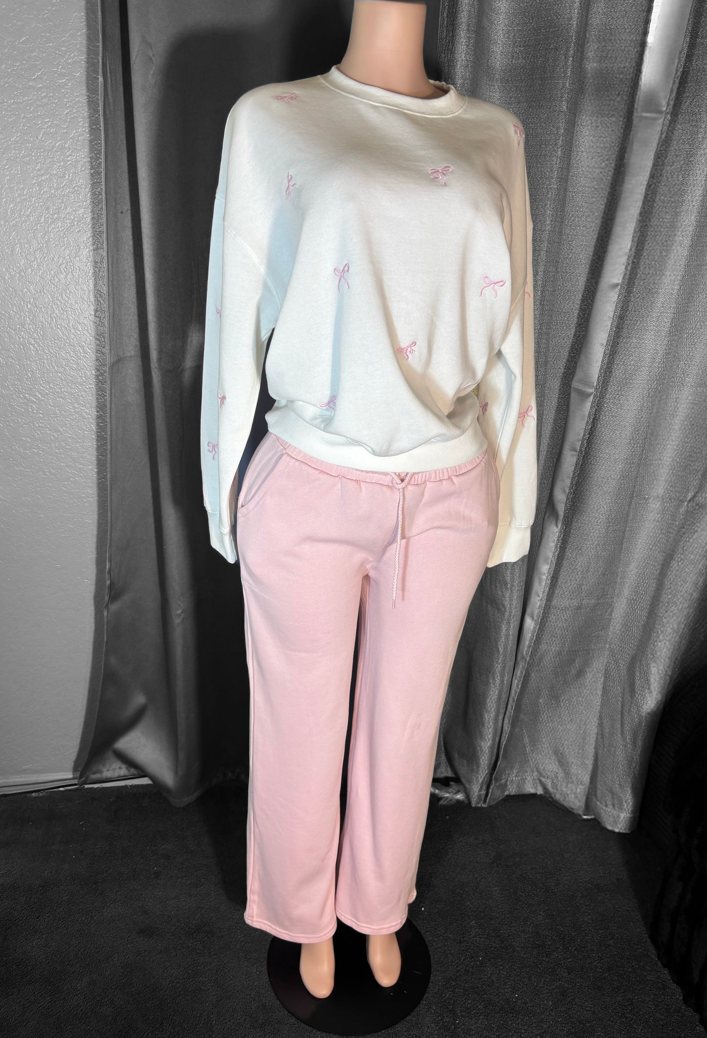 White pink bow sweater